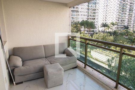 Apartamento à venda com 112m², 4 quartos e 2 vagasVaranda