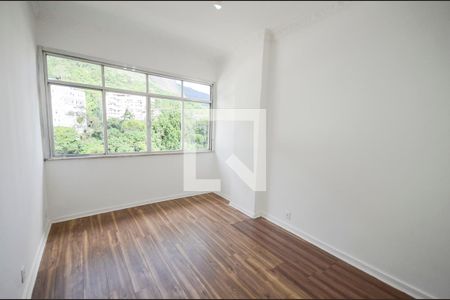 Quarto 1 de apartamento à venda com 2 quartos, 68m² em Tijuca, Rio de Janeiro