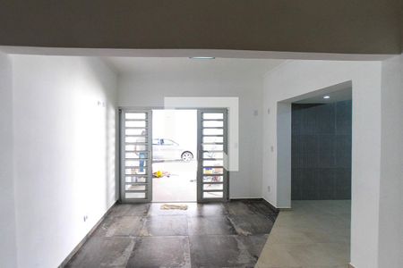 Sala de casa à venda com 3 quartos, 240m² em Vila Fernandes, São Paulo