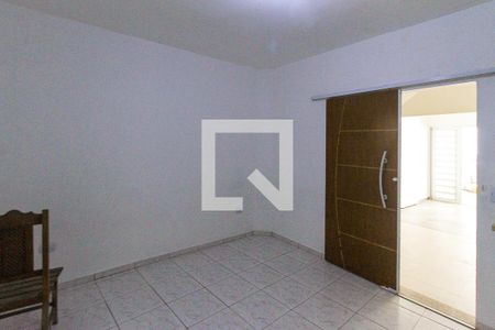 Casa à venda com 240m², 3 quartos e 2 vagasSuite