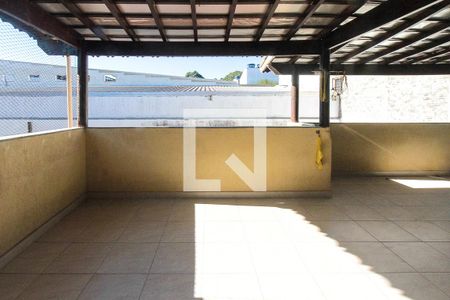 Casa à venda com 240m², 3 quartos e 2 vagasVaranda