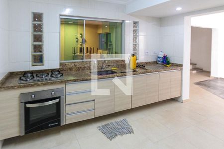 Casa à venda com 240m², 3 quartos e 2 vagasCozinha