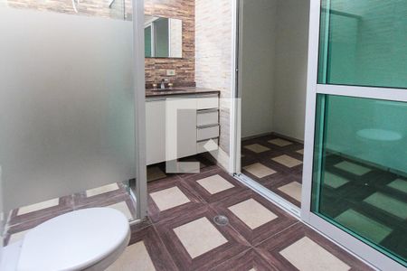 Casa à venda com 240m², 3 quartos e 2 vagasBanheiro da Suite 02