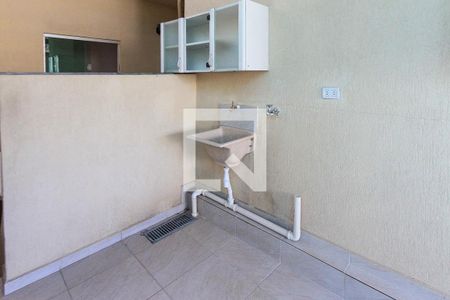 Casa à venda com 240m², 3 quartos e 2 vagasÁrea de Serviço