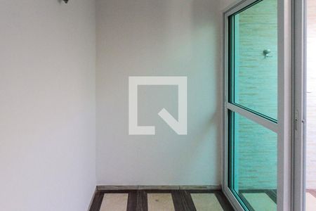 Casa à venda com 240m², 3 quartos e 2 vagasBanheiro da Suite 02