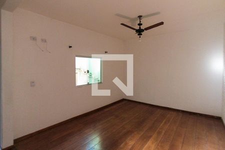 Casa à venda com 240m², 3 quartos e 2 vagasSuite 02