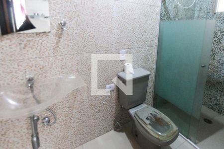 Casa à venda com 240m², 3 quartos e 2 vagasBanheiro Suite 03