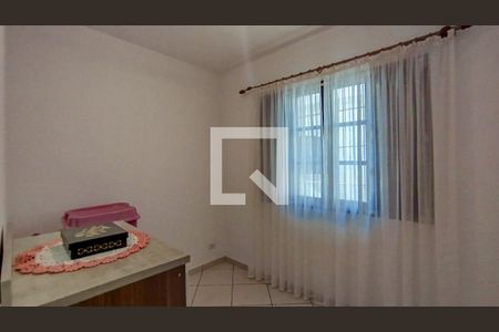 Casa à venda com 177m², 3 quartos e 2 vagasQuarto 2