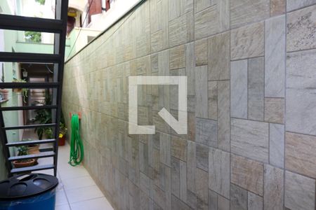 Casa à venda com 177m², 3 quartos e 2 vagasQuintal