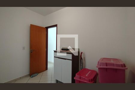 Casa à venda com 177m², 3 quartos e 2 vagasQuarto 2