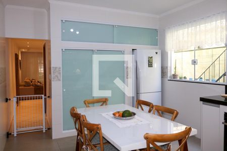 Casa à venda com 177m², 3 quartos e 2 vagasCozinha