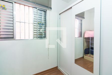 Quarto 2 de casa à venda com 3 quartos, 125m² em Jardim Roberto, Osasco