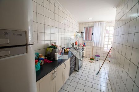 Apartamento para alugar com 65m², 2 quartos e 1 vagaCozinha