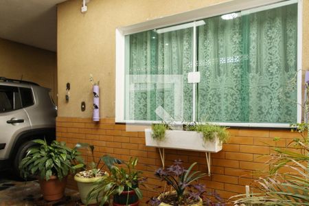 Casa à venda com 210m², 2 quartos e 4 vagasEntrada