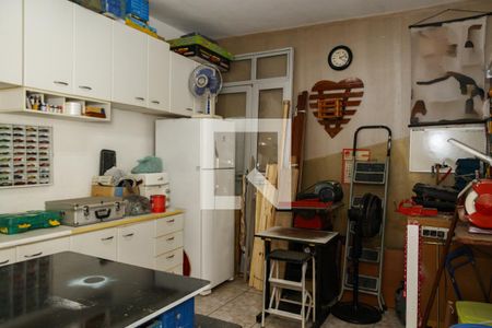 Casa à venda com 210m², 2 quartos e 4 vagasOficina