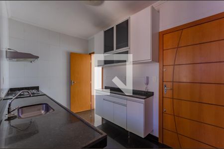 Apartamento à venda com 128m², 4 quartos e 2 vagasCozinha