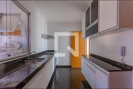 Apartamento à venda com 128m², 4 quartos e 2 vagasCozinha