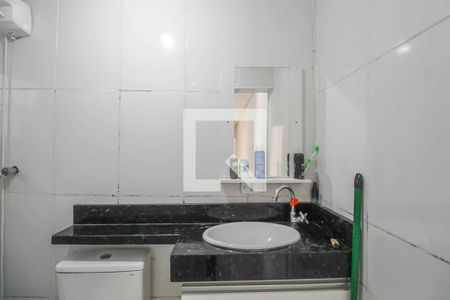 Casa de condomínio à venda com 75m², 2 quartos e 1 vaga Casa de condomínio à venda com 75m², 2 quartos e 1 vagaBanheiro