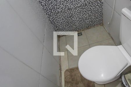Casa de condomínio à venda com 75m², 2 quartos e 1 vaga Casa de condomínio à venda com 75m², 2 quartos e 1 vagaBanheiro