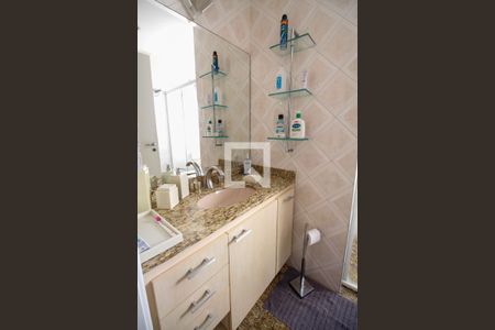 Apartamento à venda com 596m², 4 quartos e 6 vagasBanheiro da Suíte 3