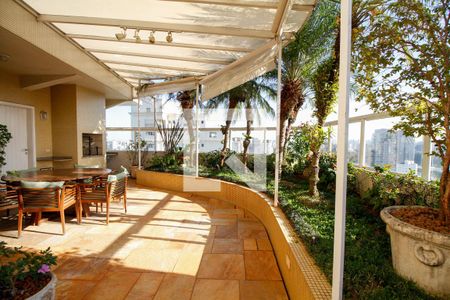 Apartamento à venda com 596m², 4 quartos e 6 vagasCobertura - Churrasqueira