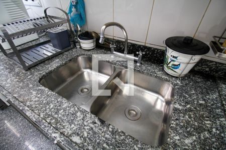 Apartamento à venda com 596m², 4 quartos e 6 vagasCozinha