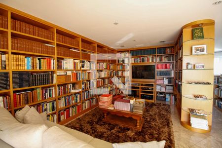 Apartamento à venda com 596m², 4 quartos e 6 vagasCobertura - Salão de Festas