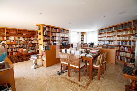 Apartamento à venda com 596m², 4 quartos e 6 vagasCobertura - Salão de Festas