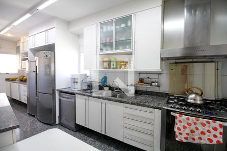 Apartamento à venda com 596m², 4 quartos e 6 vagasCozinha