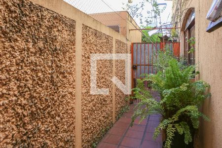 Casa para alugar com 220m², 3 quartos e 2 vagas Casa para alugar com 220m², 3 quartos e 2 vagasÁrea de Serviço e Quintal