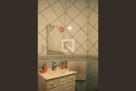 Apartamento à venda com 97m², 2 quartos e sem vagaBanheiro social