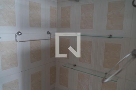 Casa de condomínio para alugar com 112m², 2 quartos e 2 vagasBanheiro dos Fundos