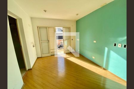 Casa à venda com 6 quartos, 320m² em Vila da Saúde, São Paulo