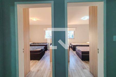 corredor de apartamento para alugar com 2 quartos, 43m² em Liberdade, São Paulo