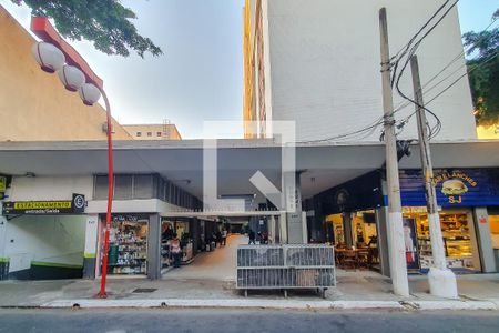 Fachada de apartamento para alugar com 2 quartos, 43m² em Liberdade, São Paulo