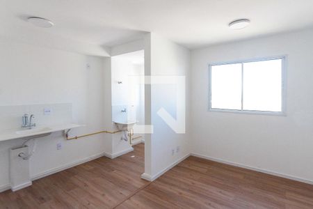 Sala e cozinha de apartamento à venda com 2 quartos, 41m² em Vila Fátima, São Paulo