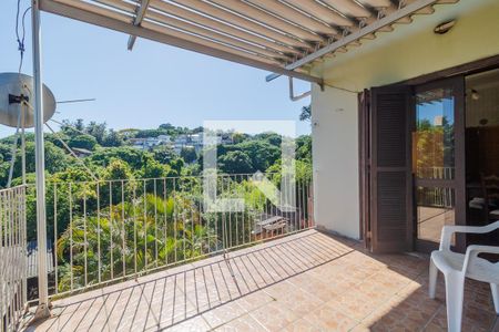 Casa à venda com 400m², 4 quartos e 3 vagasVaranda