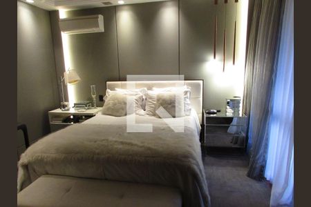 Suíte Master de apartamento à venda com 4 quartos, 280m² em Vila Morumbi, São Paulo