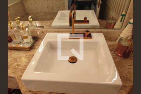 Apartamento à venda com 280m², 4 quartos e 4 vagasBanheiro Social