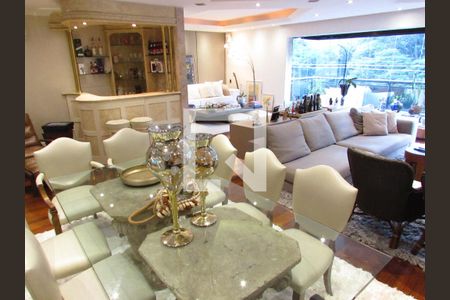 Apartamento à venda com 280m², 4 quartos e 4 vagasSala