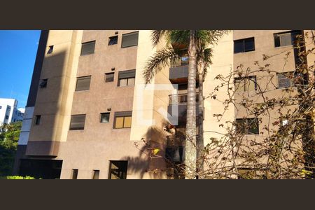 Apartamento à venda com 280m², 4 quartos e 4 vagasFachada