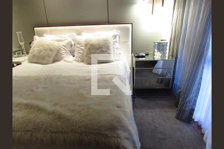 Apartamento à venda com 280m², 4 quartos e 4 vagasSuíte Master