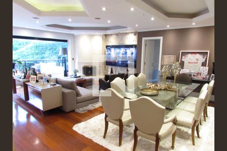 Apartamento à venda com 280m², 4 quartos e 4 vagasSala