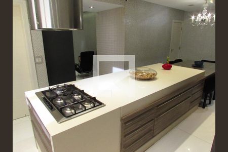 Apartamento à venda com 280m², 4 quartos e 4 vagasCozinha