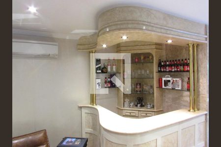 Apartamento à venda com 280m², 4 quartos e 4 vagasBar