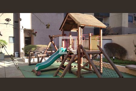 Apartamento à venda com 280m², 4 quartos e 4 vagasÁrea comum - Playground