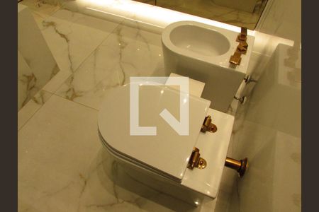 Apartamento à venda com 280m², 4 quartos e 4 vagasBanheiro da Suíte Master