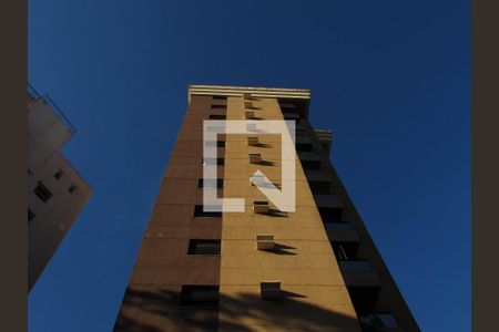 Apartamento à venda com 280m², 4 quartos e 4 vagasFachada