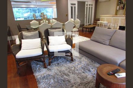 Apartamento à venda com 280m², 4 quartos e 4 vagasSala