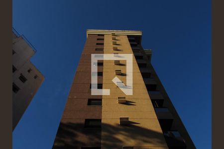 Apartamento à venda com 280m², 4 quartos e 4 vagasFachada